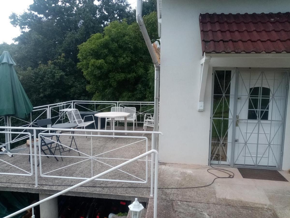 Johannesburg Hotel Revfulop Exterior photo